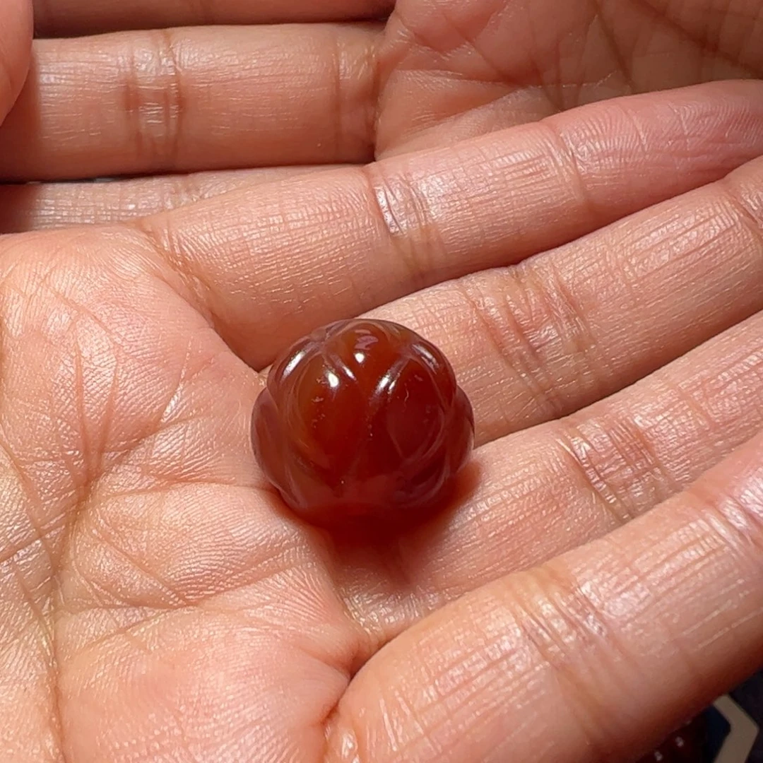 玛瑙/玉髓颈饰未镶嵌小**腾