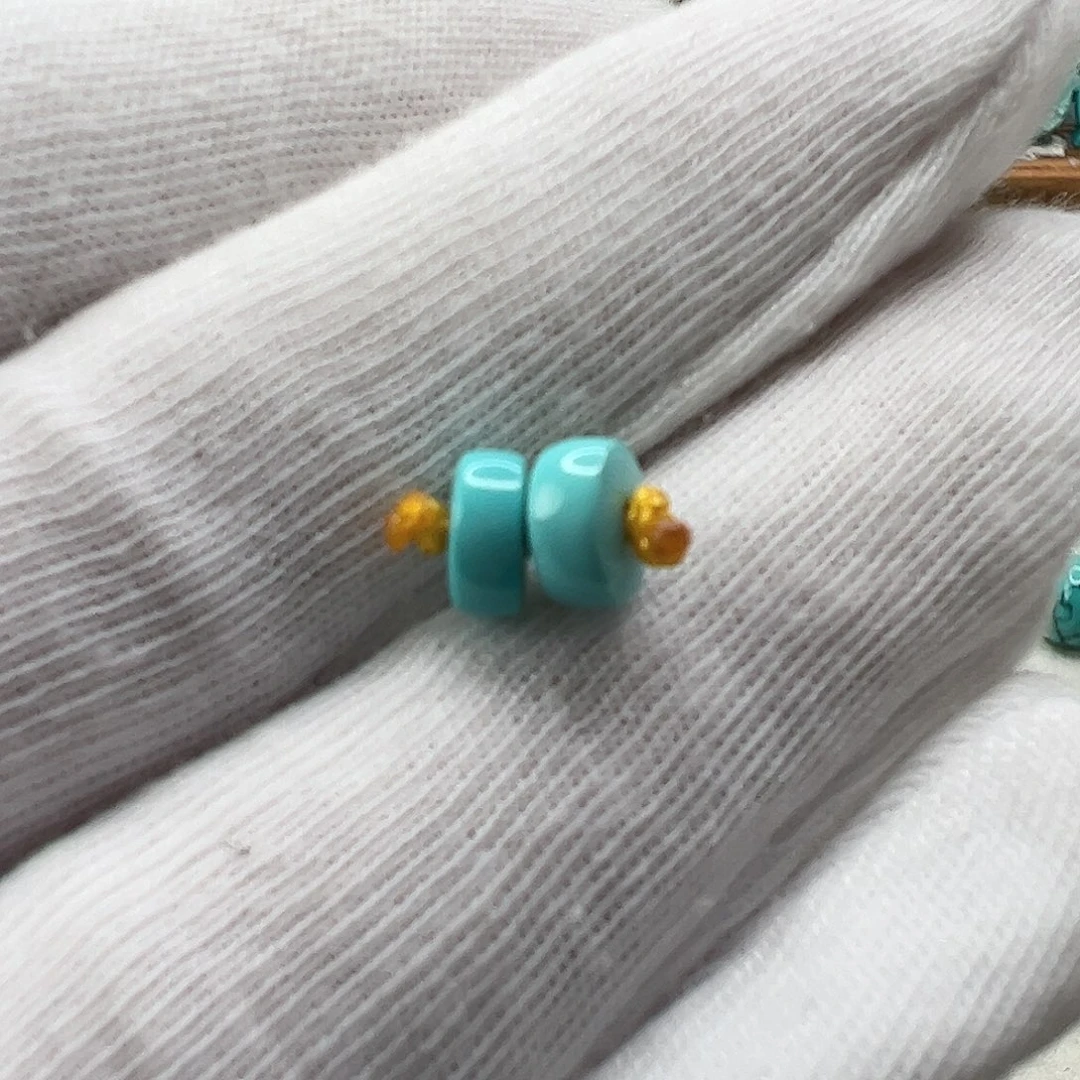 绿松石配饰未镶嵌