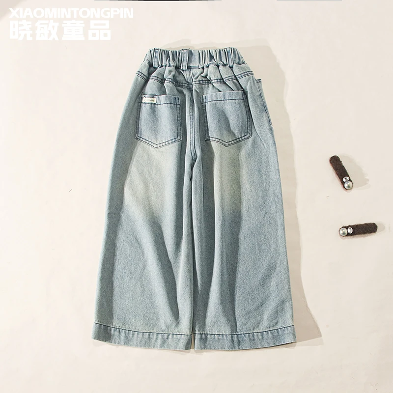 字母标后口袋牛仔裤3C3844