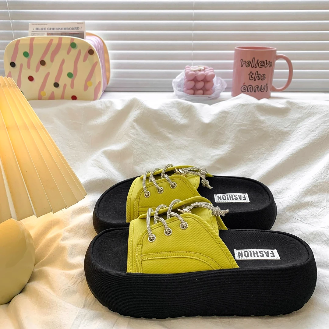 网红超火设计感凉拖鞋女夏外穿2025新款厚底一字拖配裙子时尚凉鞋