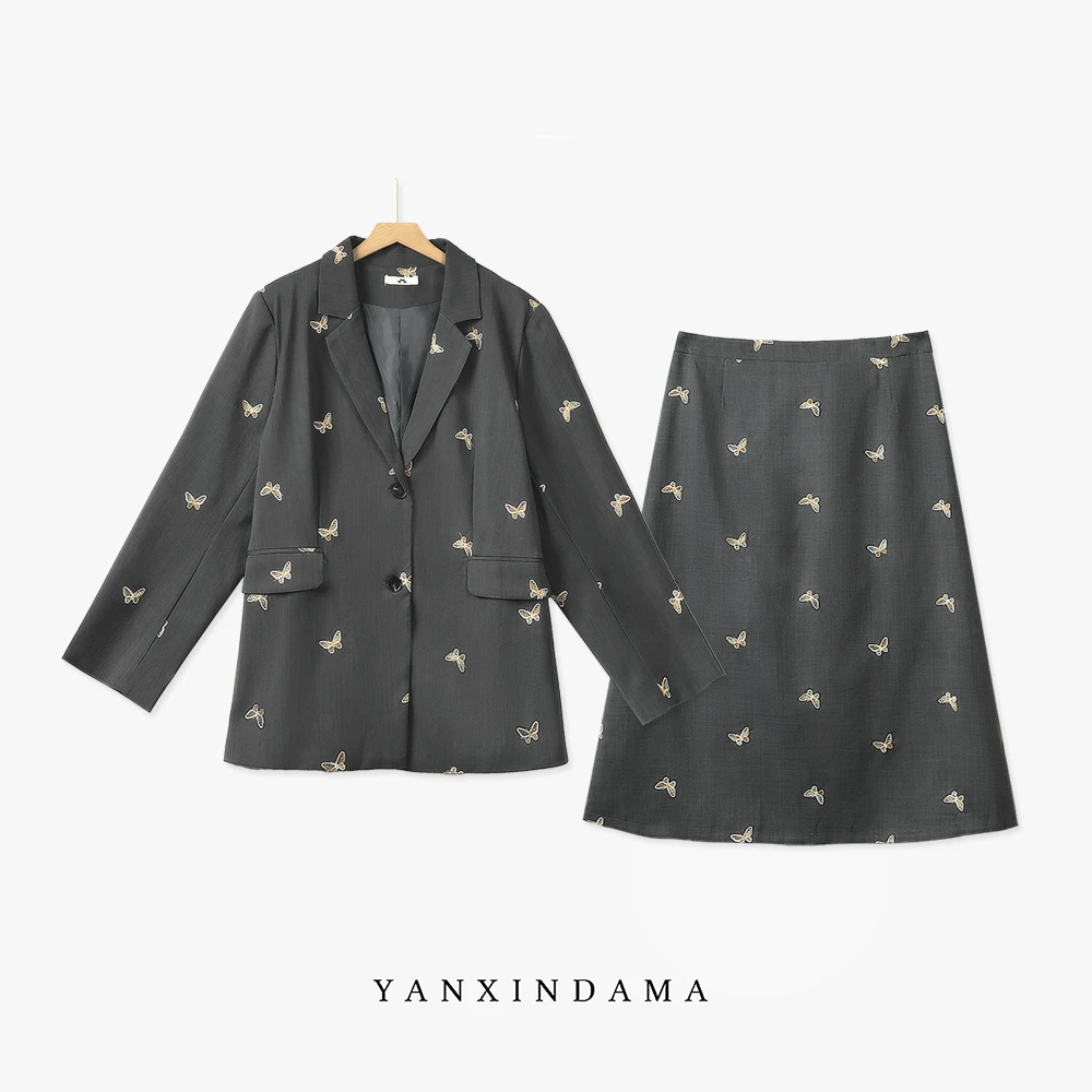 【岩心】大码女装300斤胖MM韩版蝴蝶刺绣西装+百搭半身裙套装66625