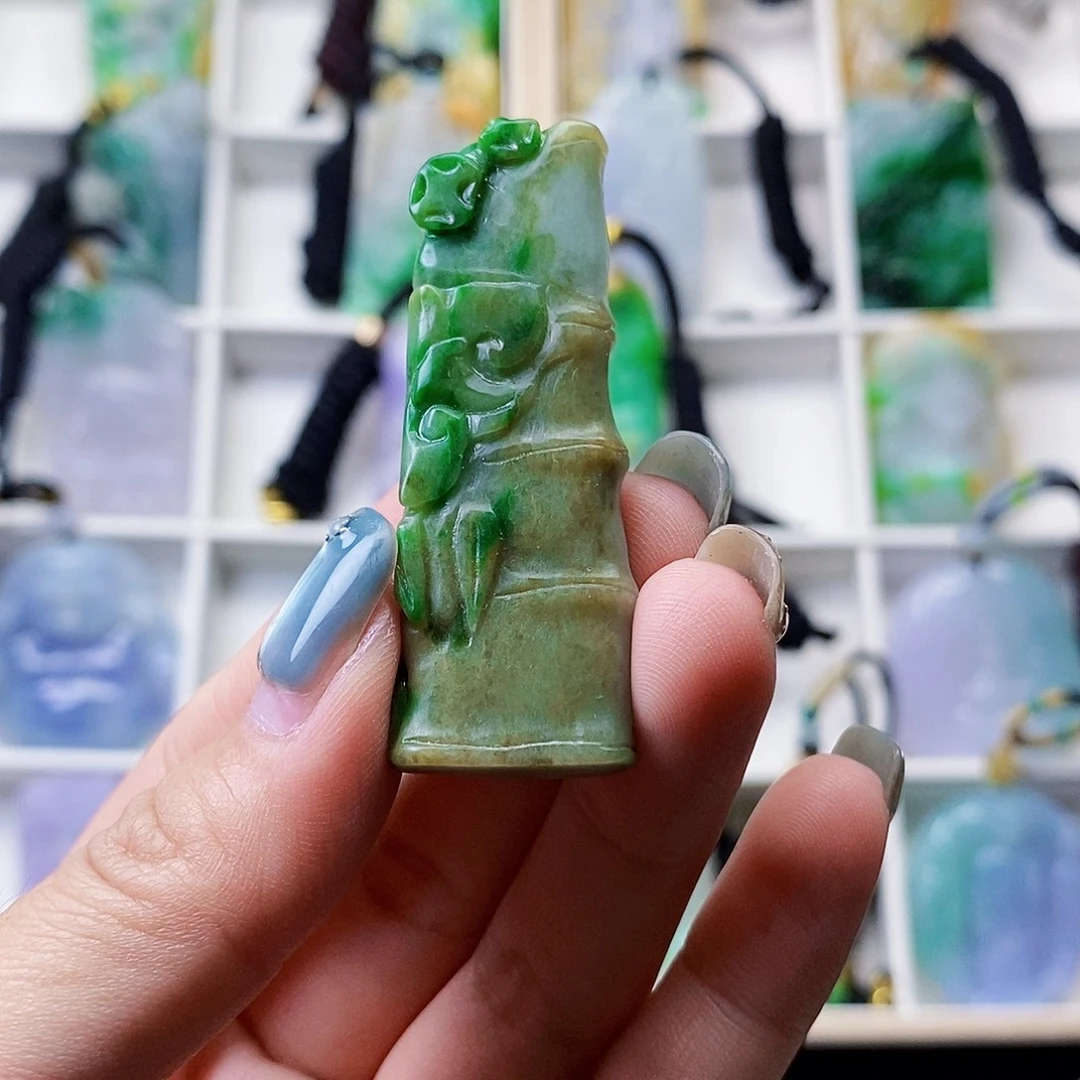 定制翡翠未镶嵌翡翠A货