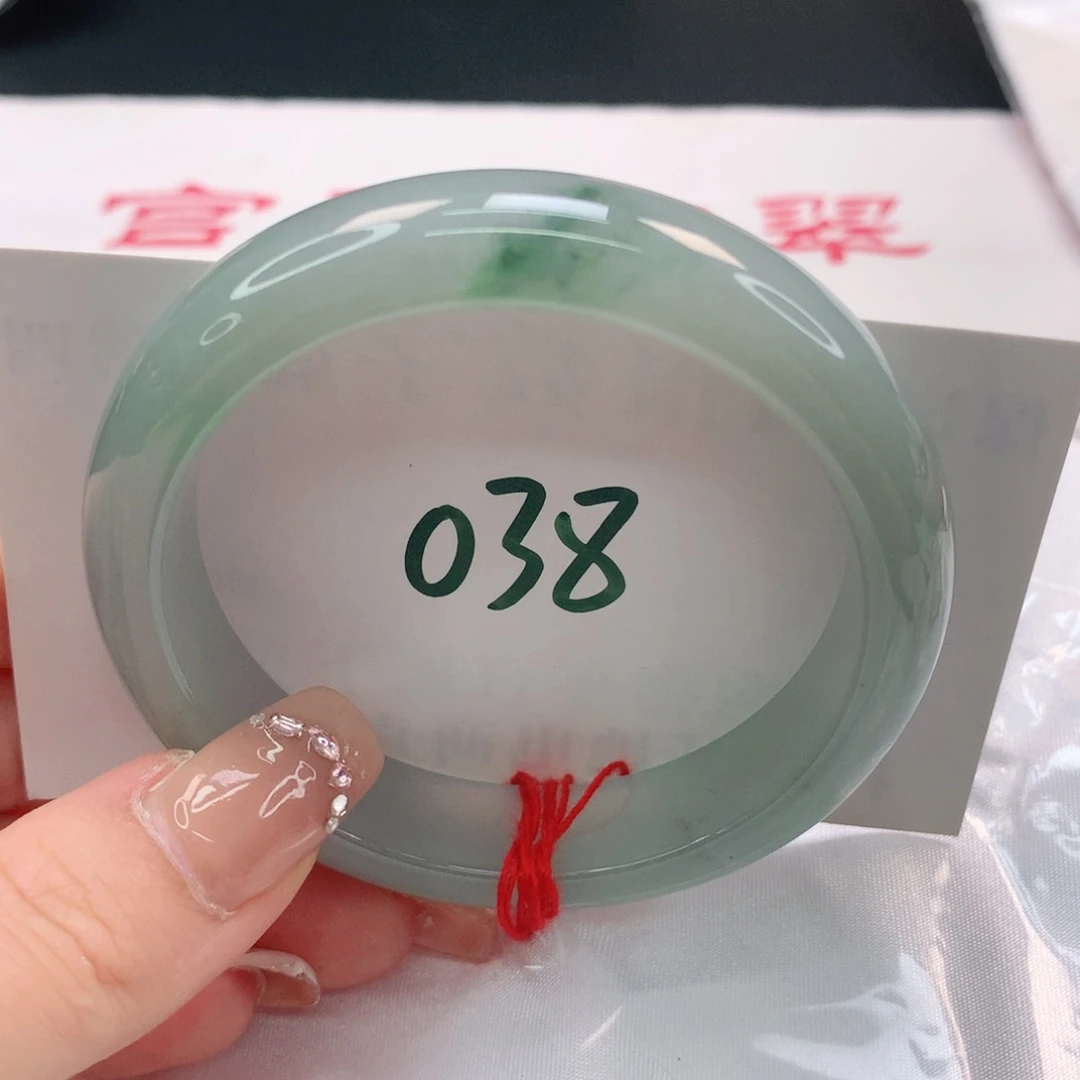 翡翠手镯未镶嵌缅甸天然A货翡翠