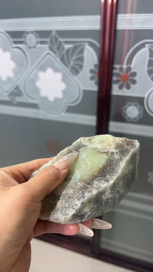 糖白和田玉原石毛料