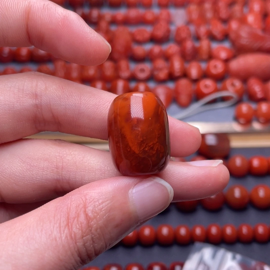 南红玛瑙其他未镶嵌辽****厅W16.7瓦西火焰纹满肉桶珠