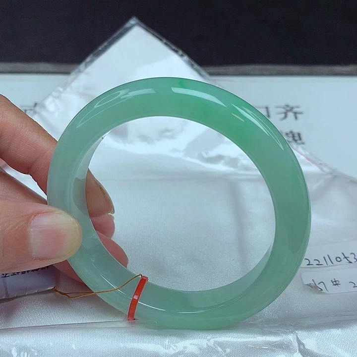 翡翠未镶嵌手镯57圈3077