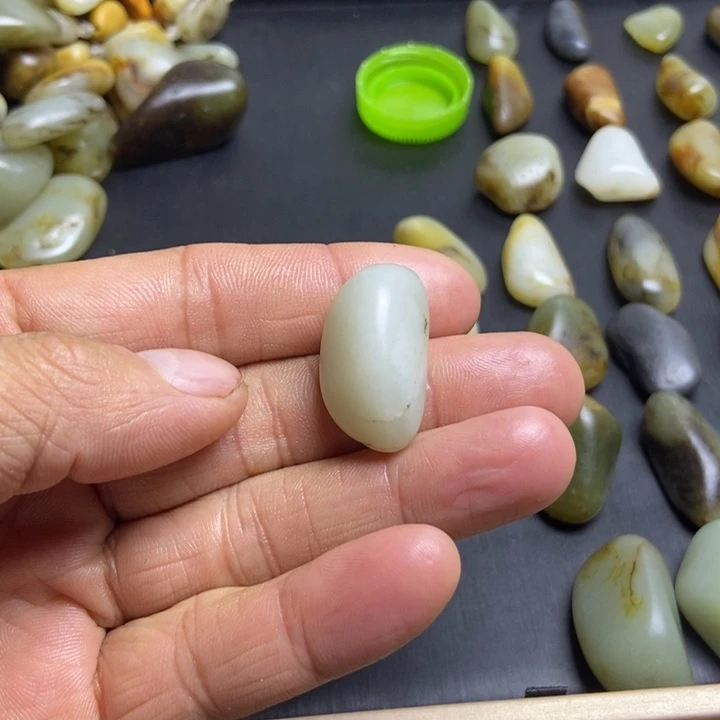 奋***6和田玉（糖玉）未镶嵌珠宝奇石