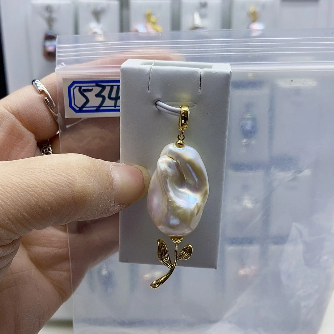 颈饰合金淡水珍珠