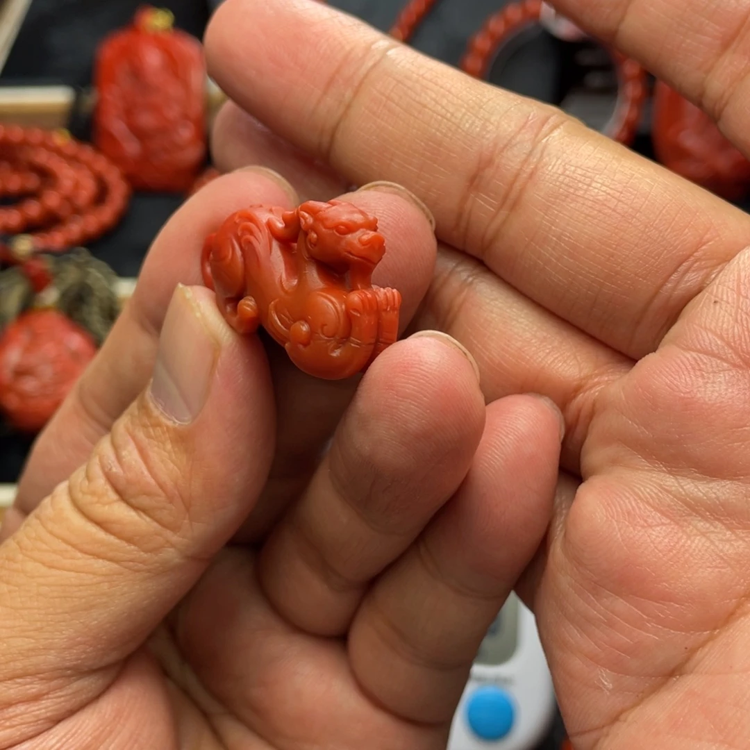 松***。南红玛瑙未镶嵌颈饰