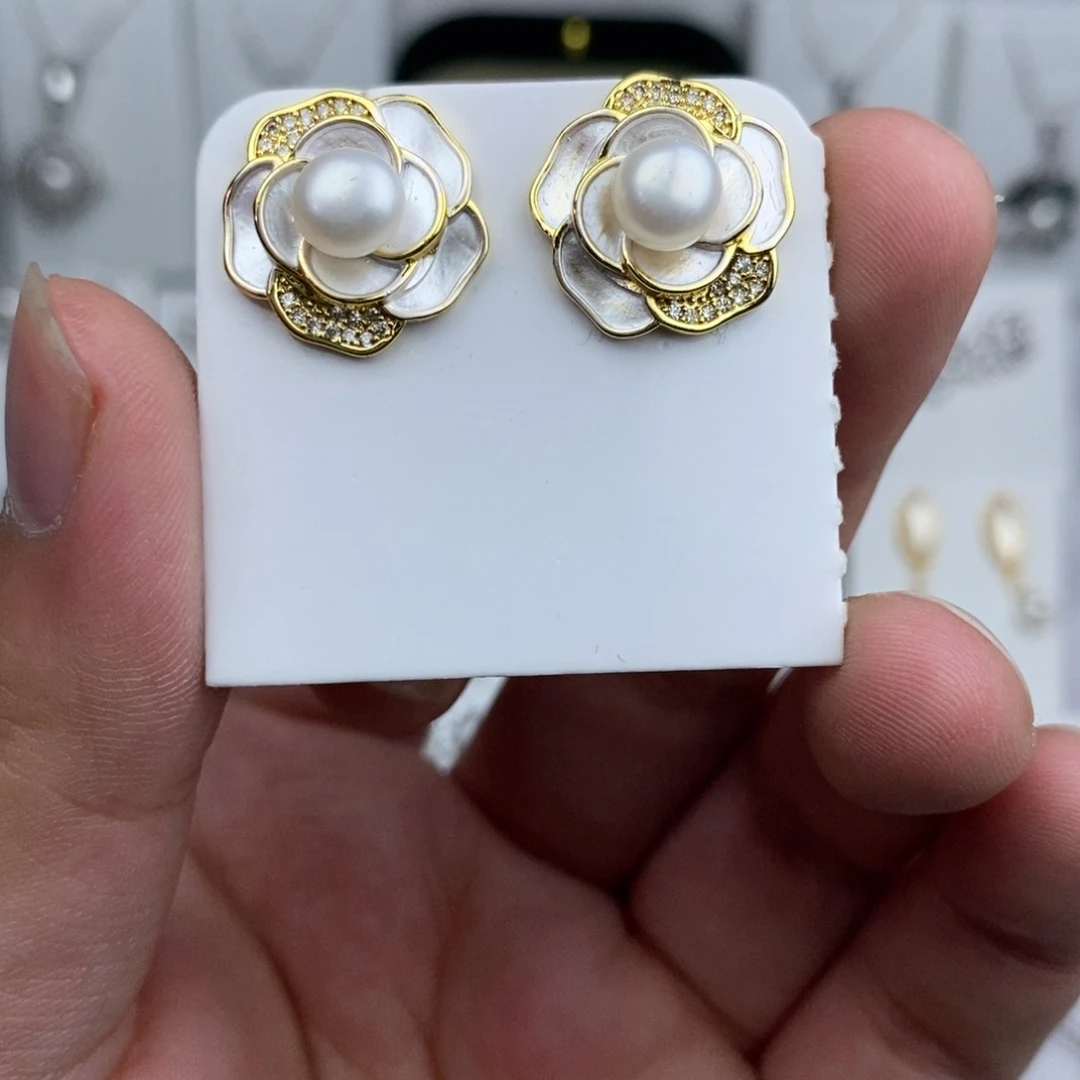 耳饰淡水珍珠未镶嵌