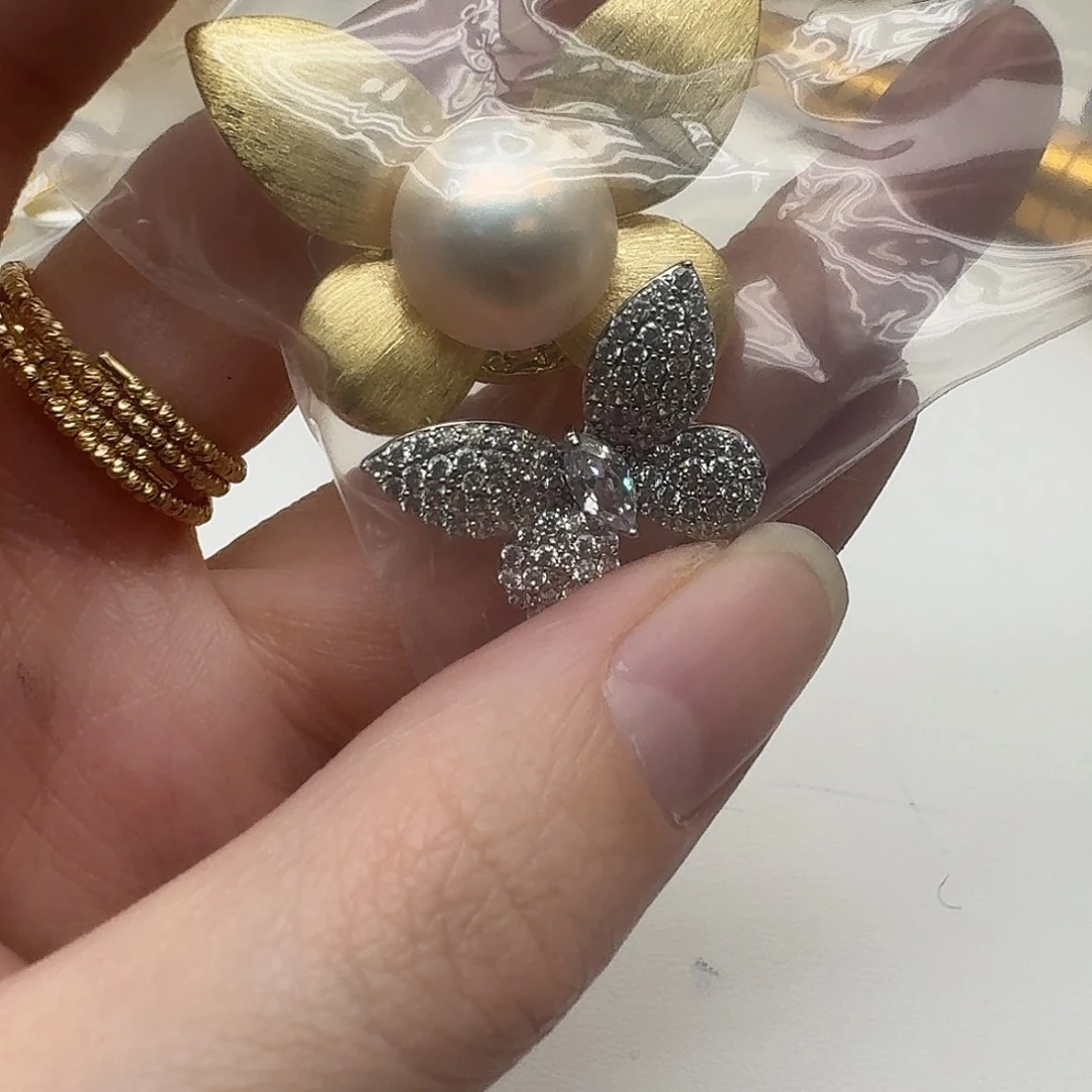 胸针未镶嵌拼合珍珠（马贝珠）