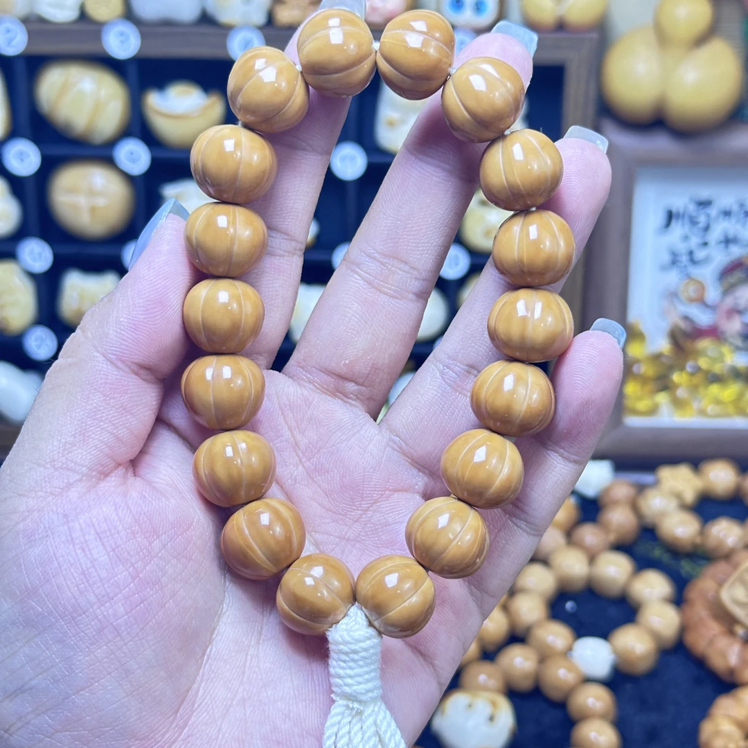 （手持）猴头核桃全品“胜蒜在握”