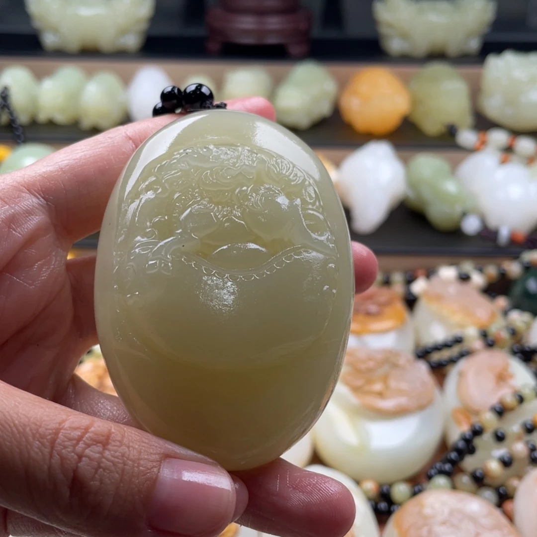 用***2石材古青石手把件