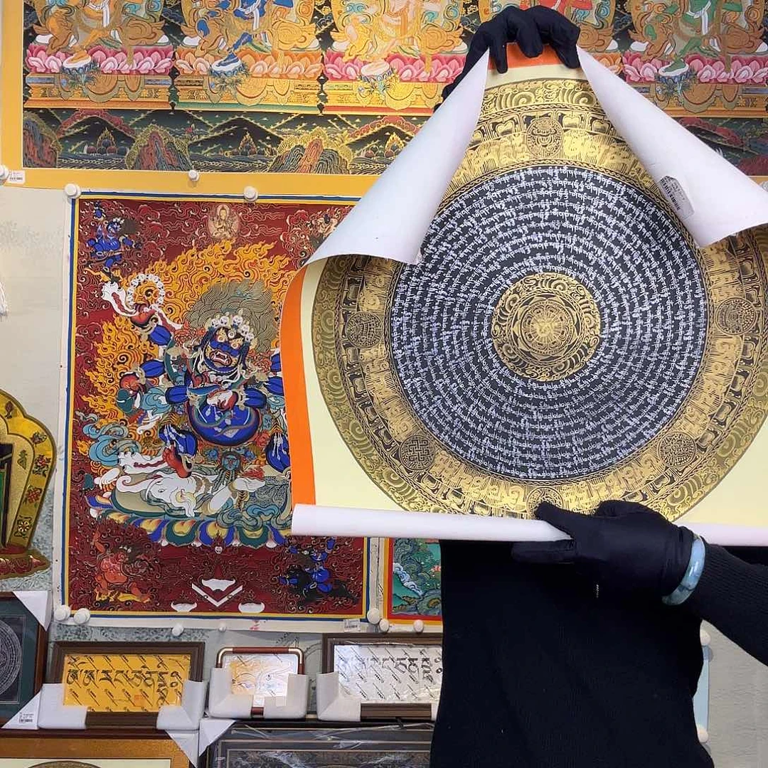 卷轴画纯手绘六字真言唐卡50厘米左右