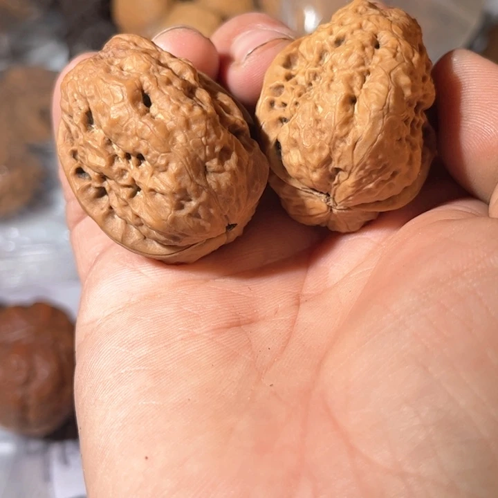 文玩核桃吊坠滇西1