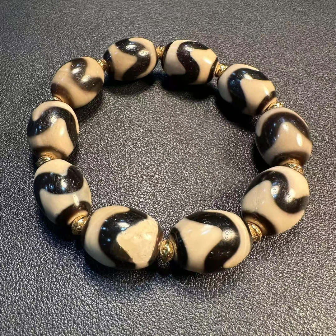 20世纪虎牙玛瑙手串333-818