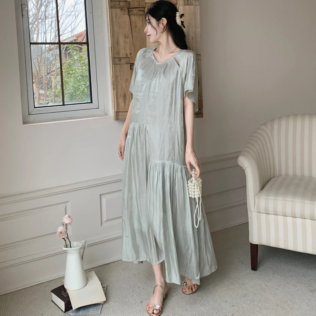 2025夏新款/慵懒风宽松垂感短袖连衣裙女高级感镂空长裙