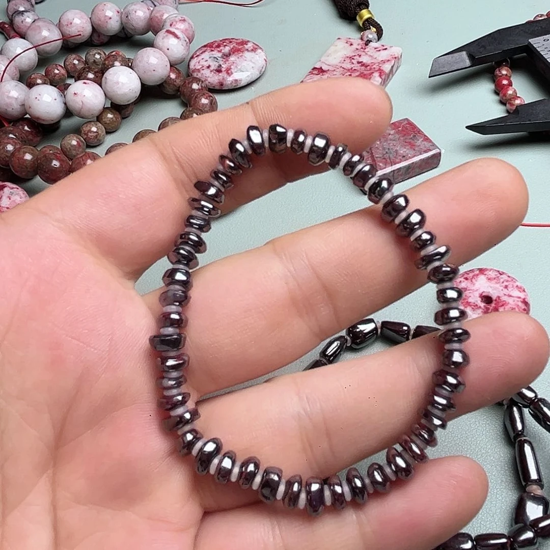 紫砂天然朱砂辰石吊坠