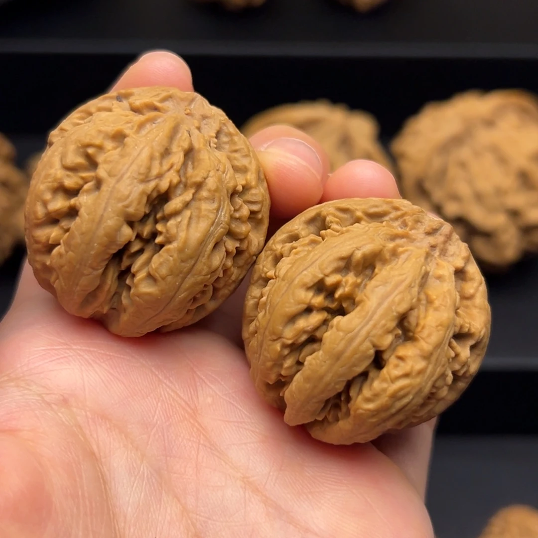 文玩核桃把件秦岭核桃8号