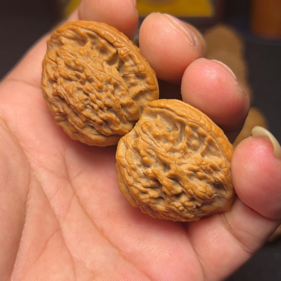 吊坠文玩核桃麦虎