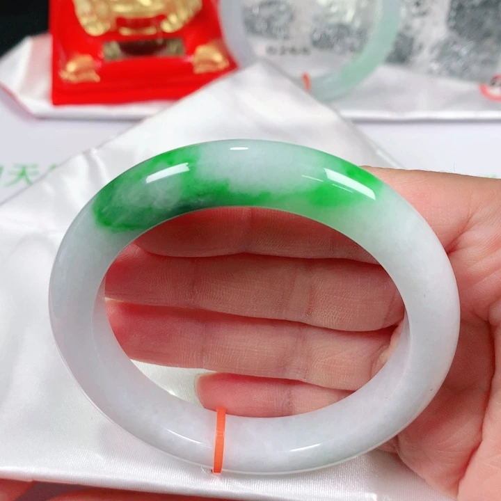 未镶嵌手镯翡翠   编号FH1224 正圈58 福利镯
