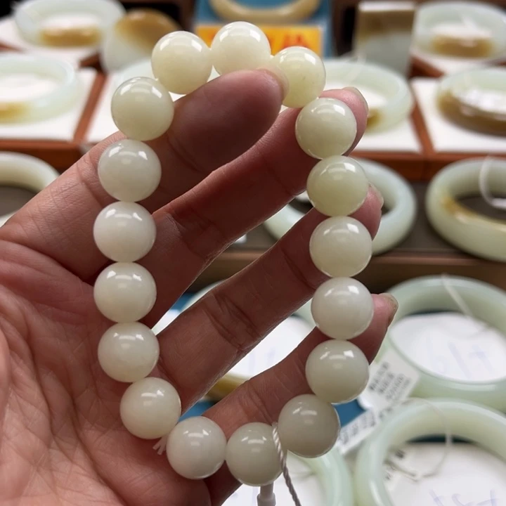 和田玉手链未镶嵌