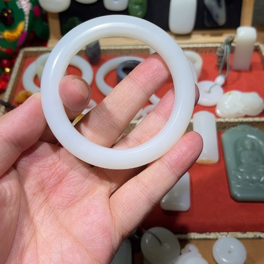 和田玉手镯未镶嵌小*由58