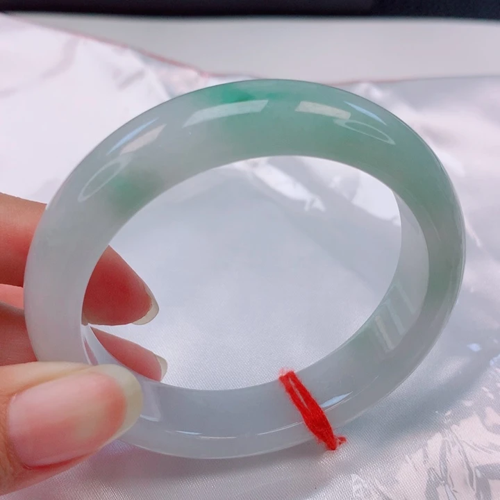 @***只翡翠未镶嵌手镯53+圈