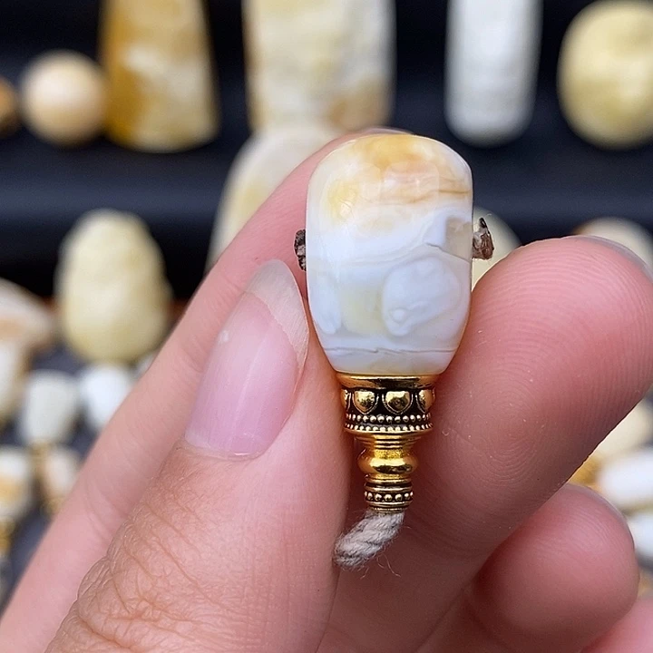 琥珀未镶嵌裸石12三通c263