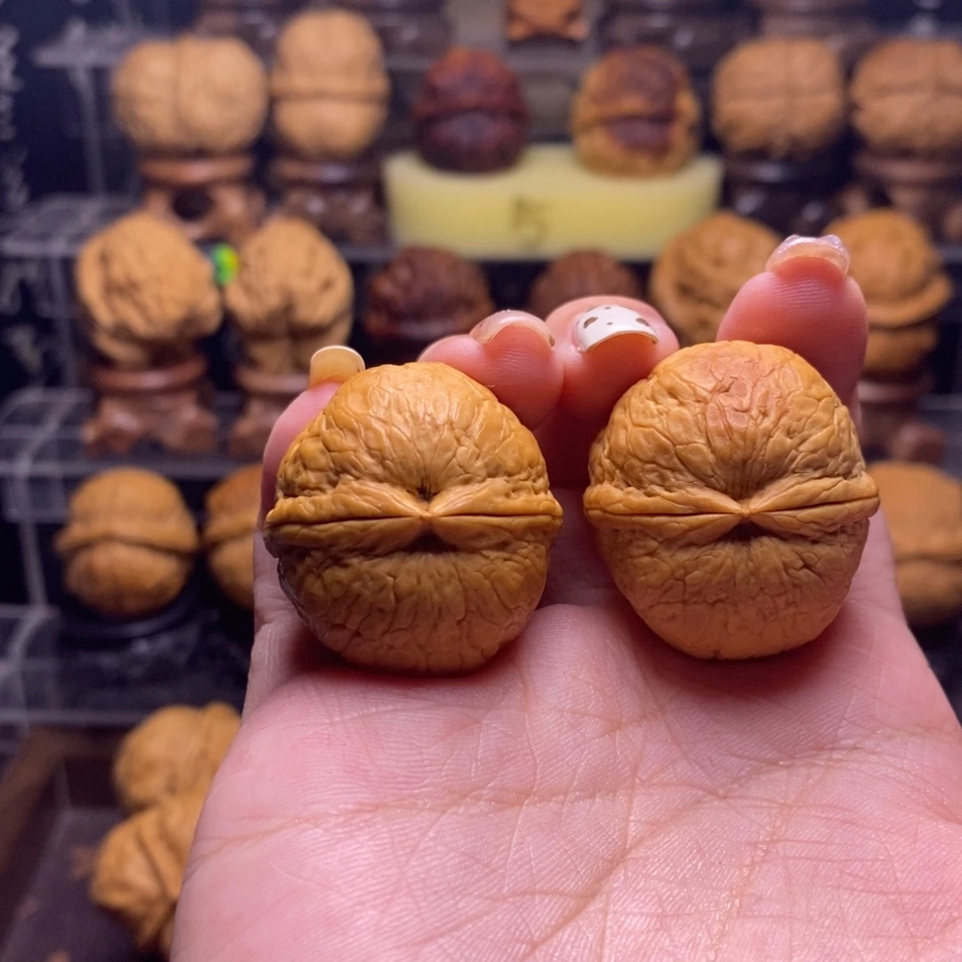 文玩核桃把件Z51粗筋钢炮32尺