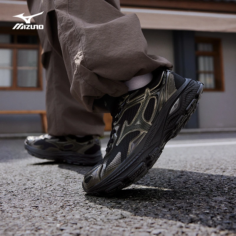 Mizuno/美津浓RACER S 1.0黑金/21百搭透气防滑耐磨跑鞋D1GH2235
