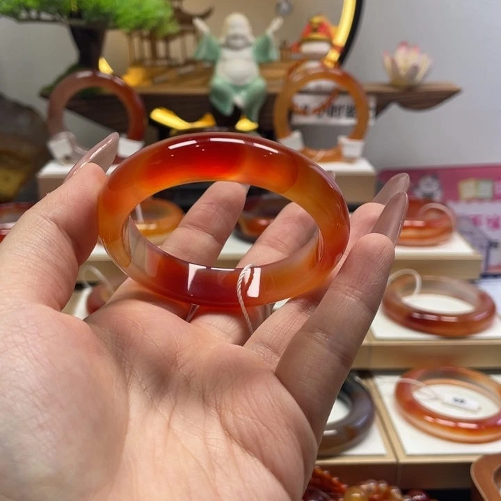 玛瑙/玉髓未镶嵌手镯