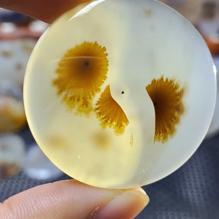 玛瑙/玉髓未镶嵌珠宝半成品