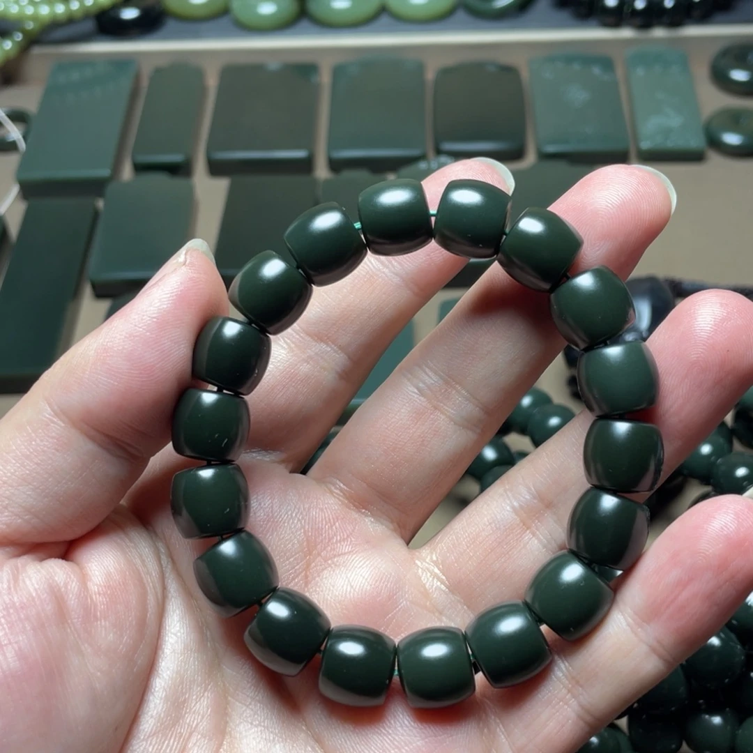 和田玉未镶嵌手链