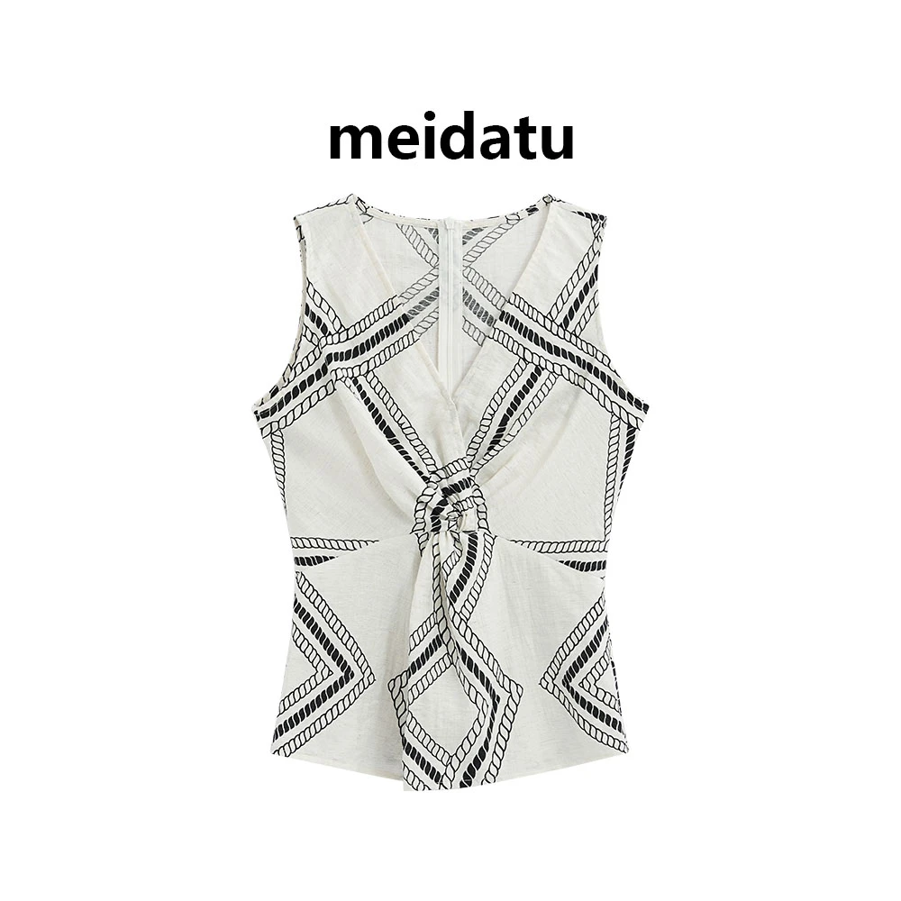 美哒兔（流金岁月）设计感菱形撞色扭结上衣CK1713-27