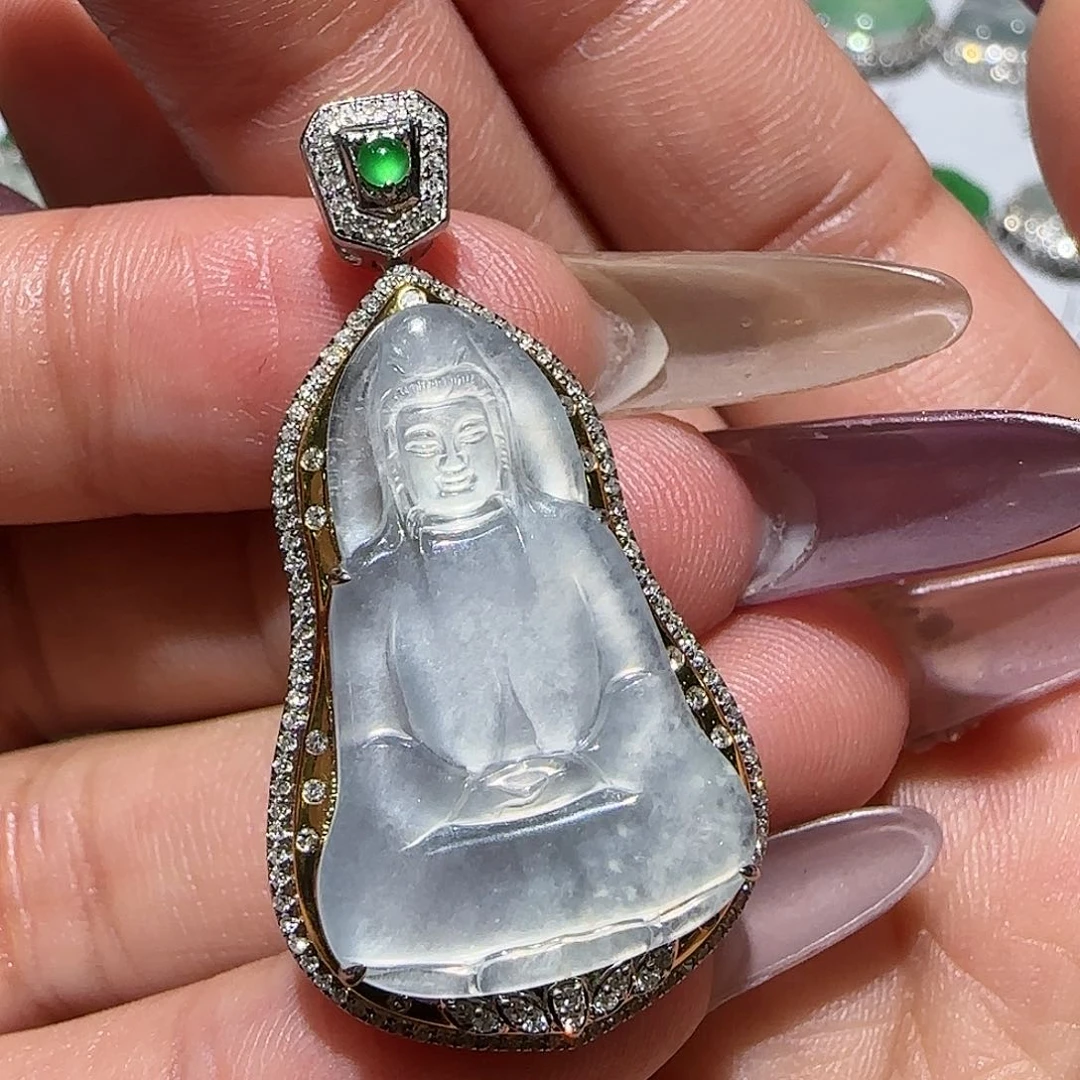 【闪购商品】颈饰18K金镶嵌翡翠天然