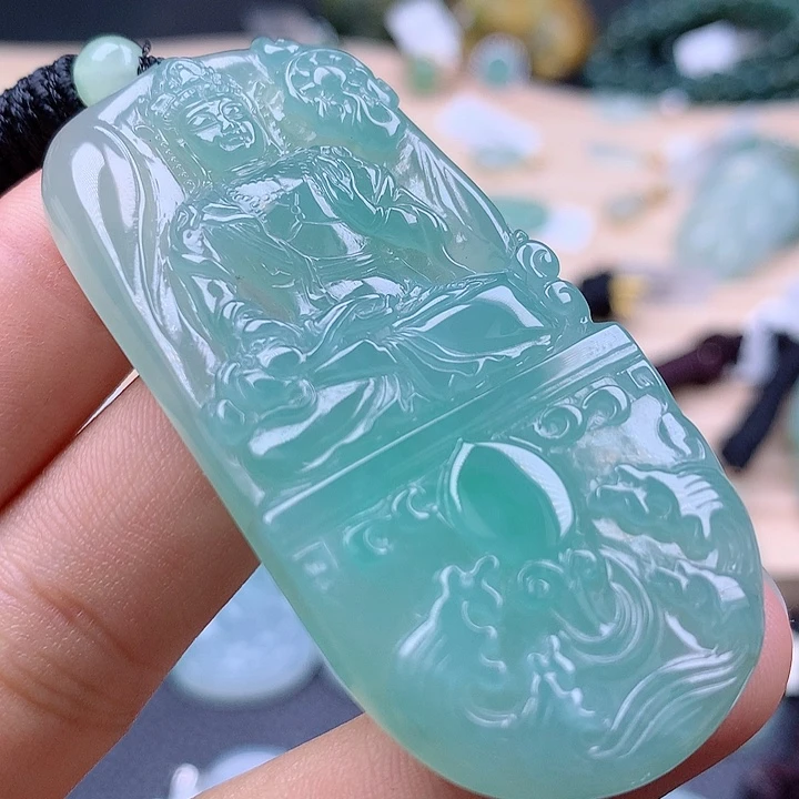 【闪购商品】翡翠颈饰未镶嵌不*翡翠吊坠