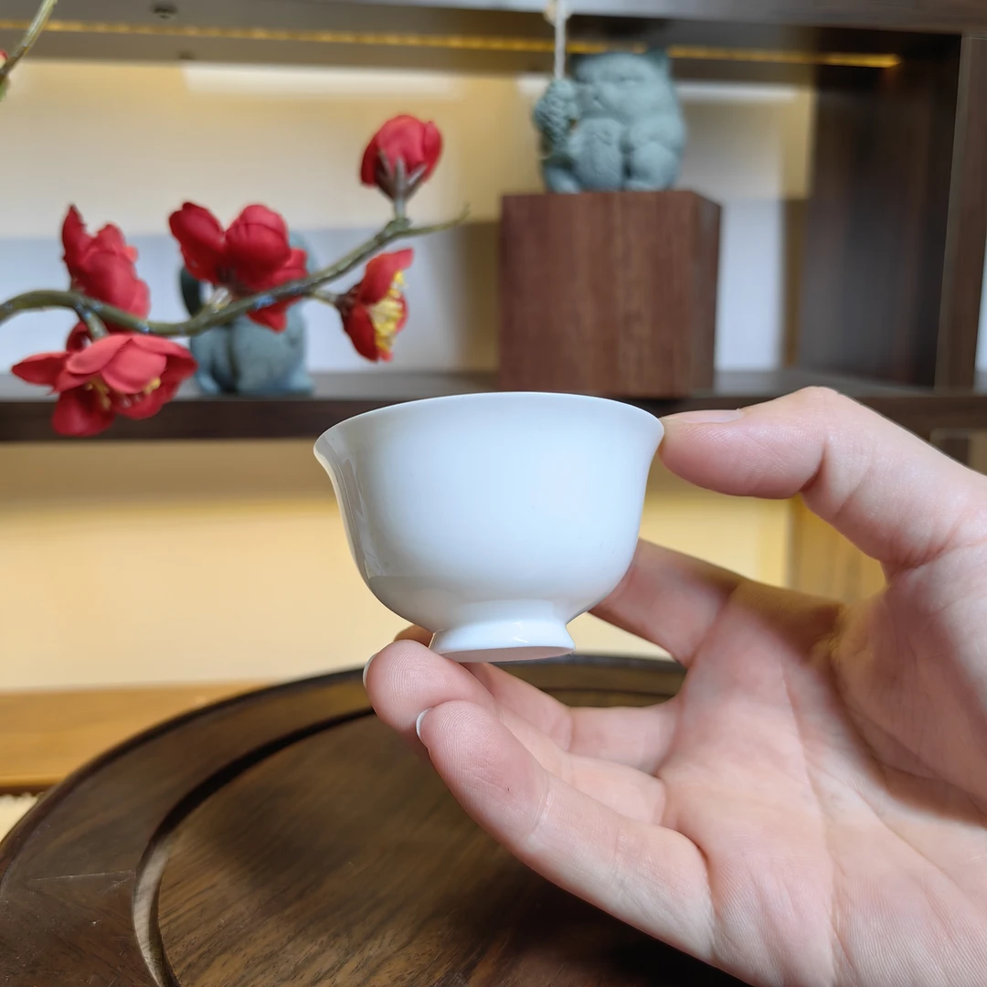40cc潮州高骨骨瓷薄胎陶瓷茶具客杯单个 三个装修脚铃铛杯
