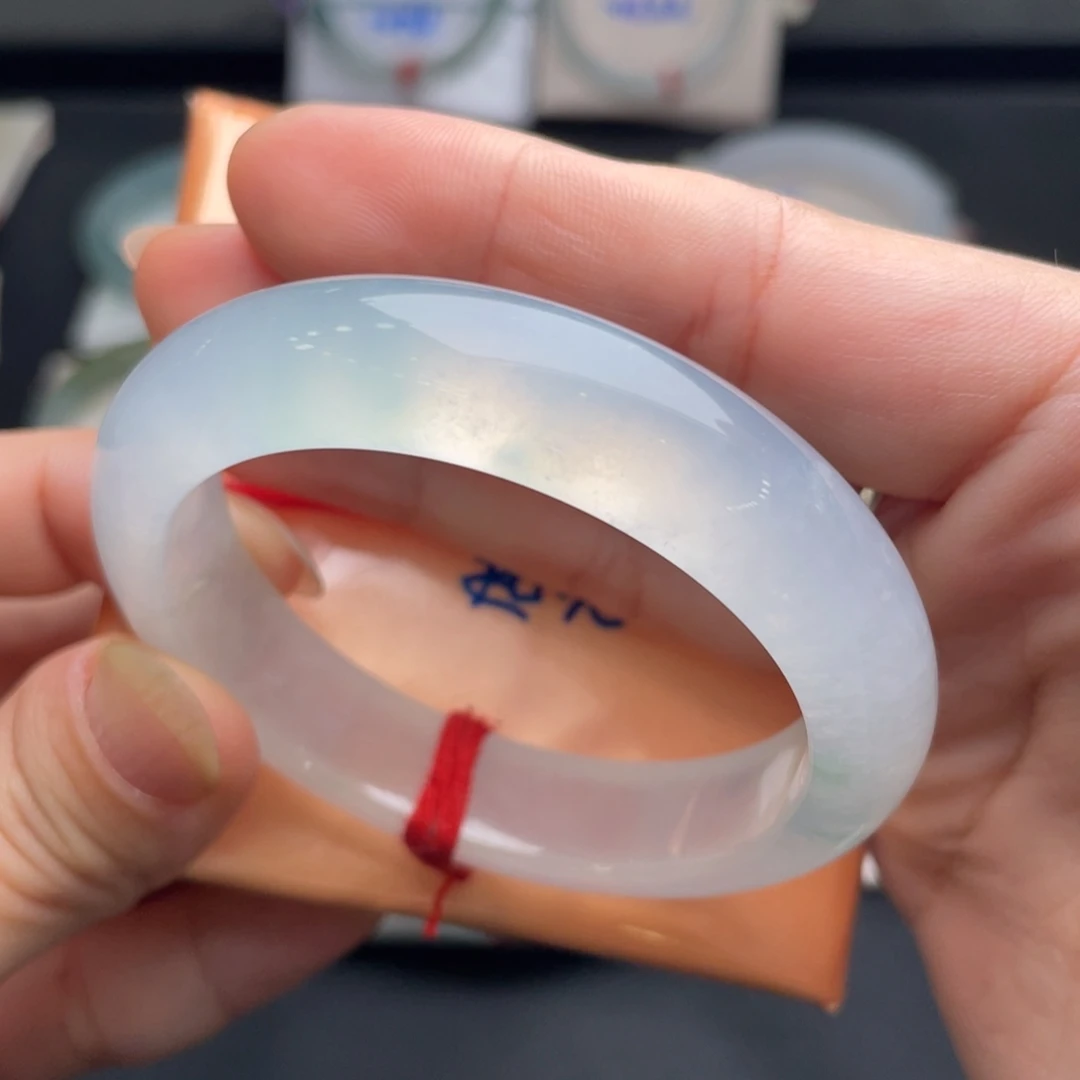 翡翠未镶嵌手镯翡翠手镯69