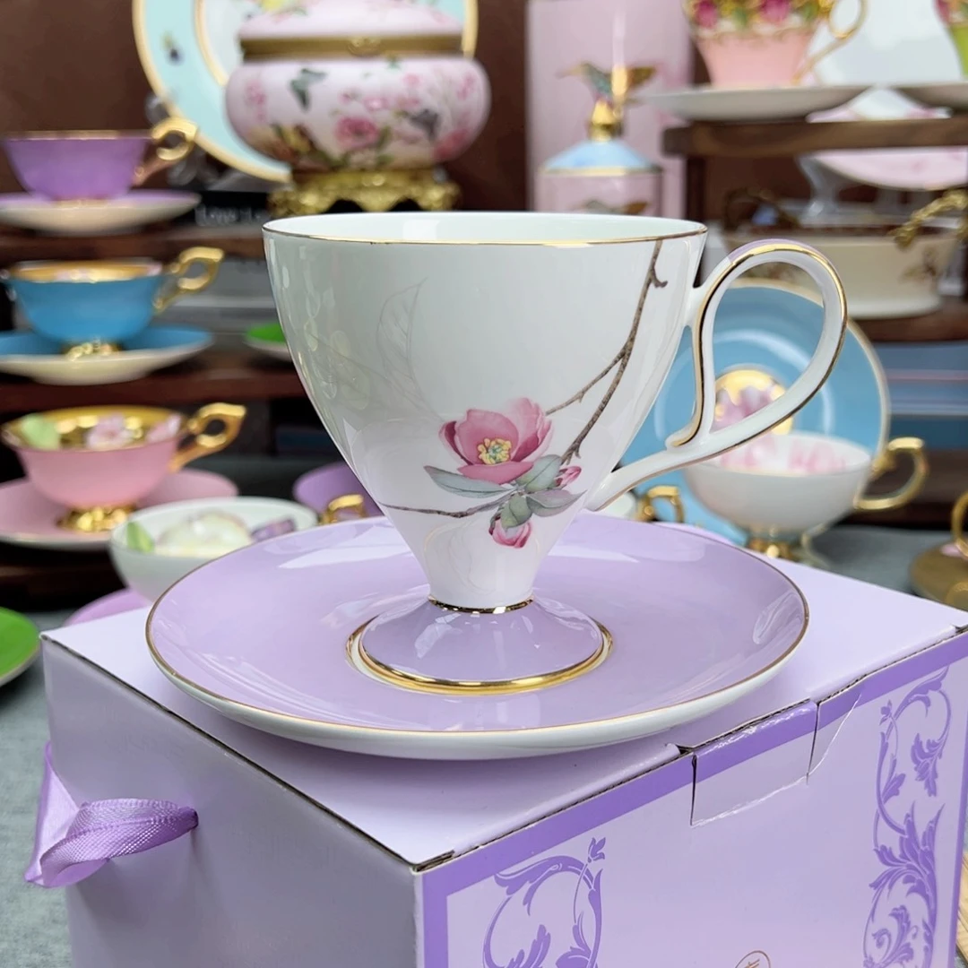 小蛮腰杯碟腊梅花卉礼盒