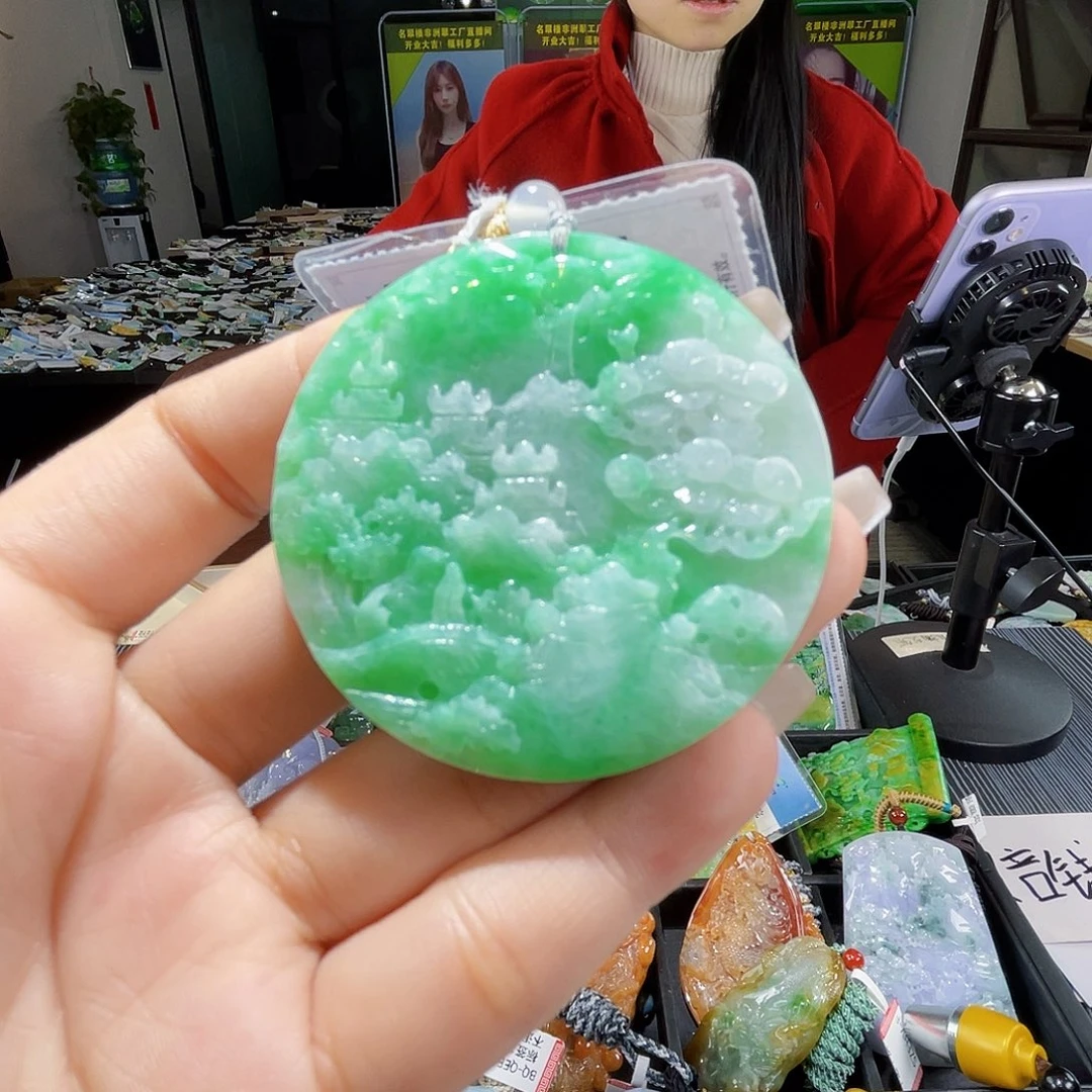 颈饰未镶嵌翡翠一