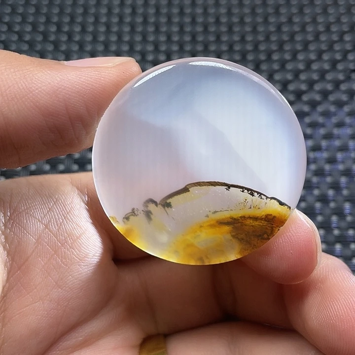 未镶嵌颈饰玛瑙/玉髓用****。