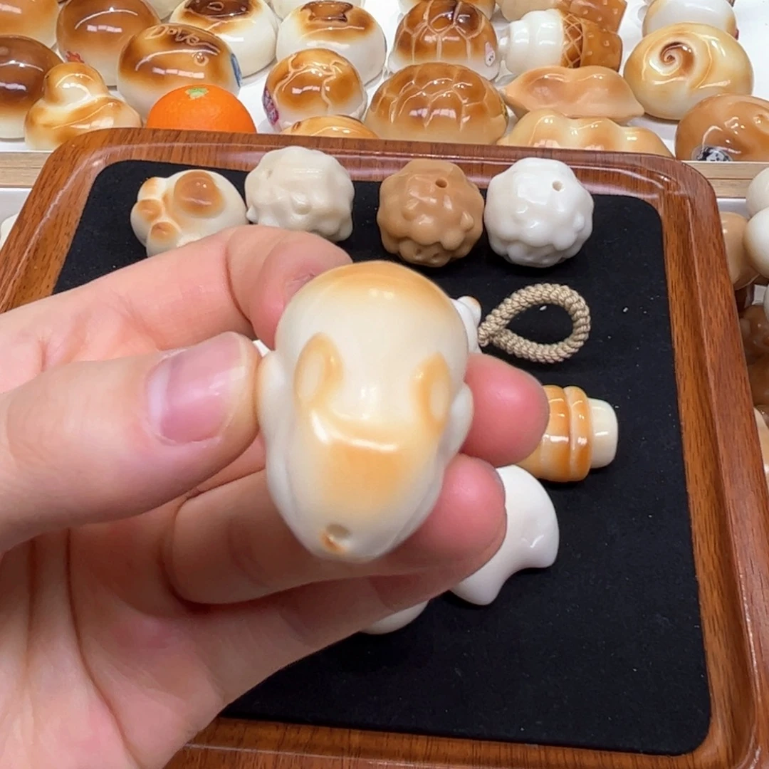 白玉菩提把件乐*.6.13.57象牙果兔兔