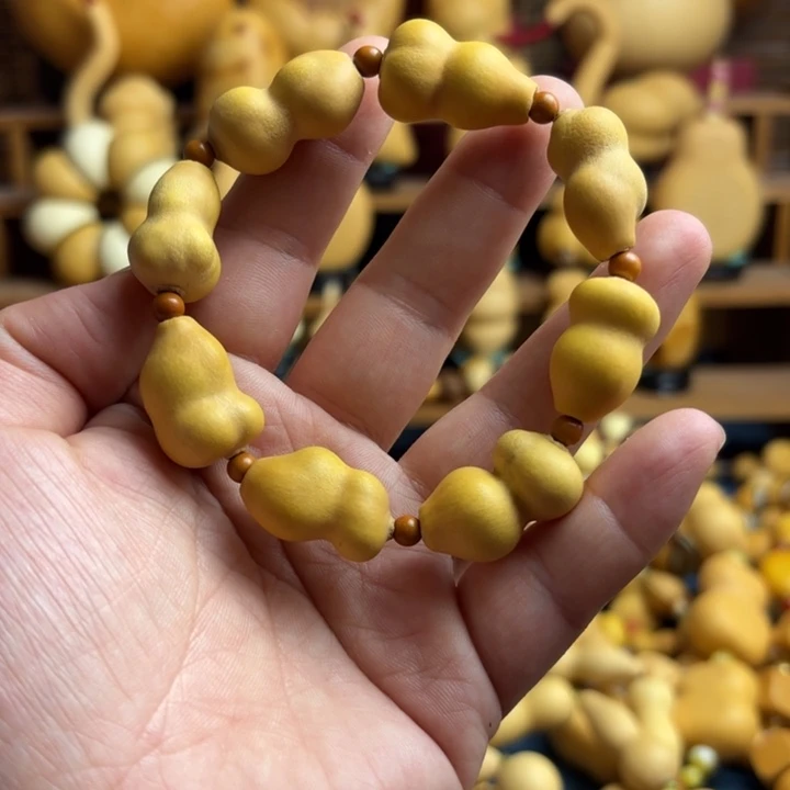 L***)木天然葫芦异形手串