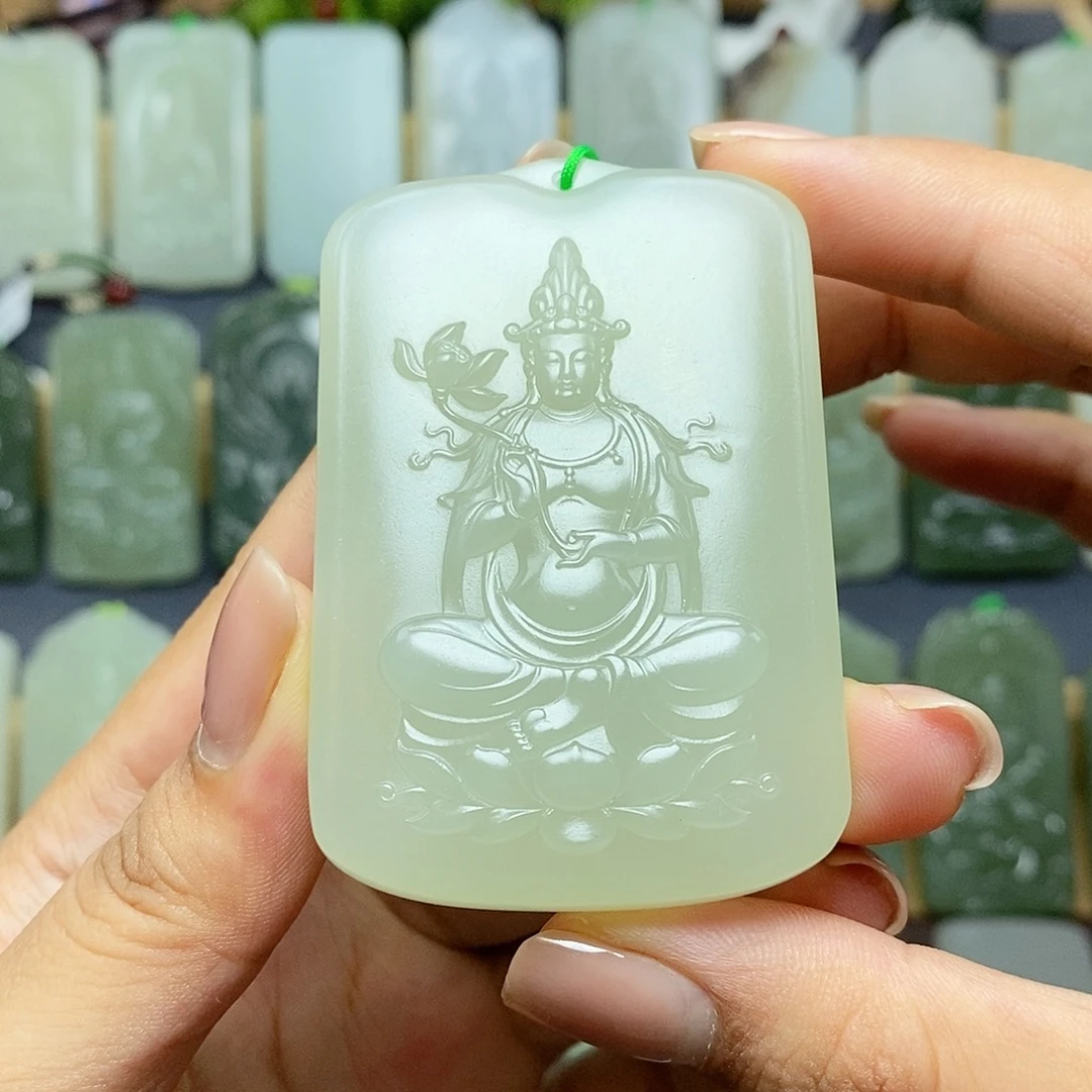 【闪购商品】颈饰未镶嵌和田玉
