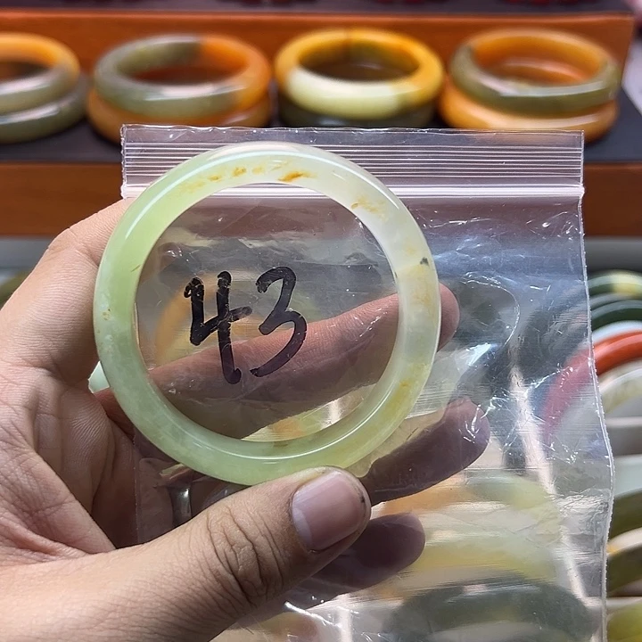 随***花蛇纹石玉合金手镯