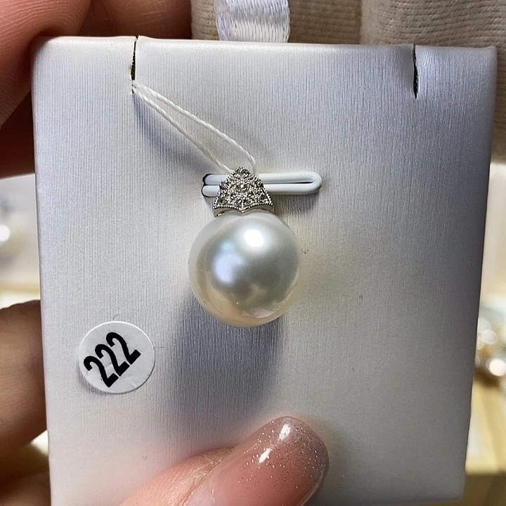 海水珍珠吊坠(不含链)18K金镶嵌