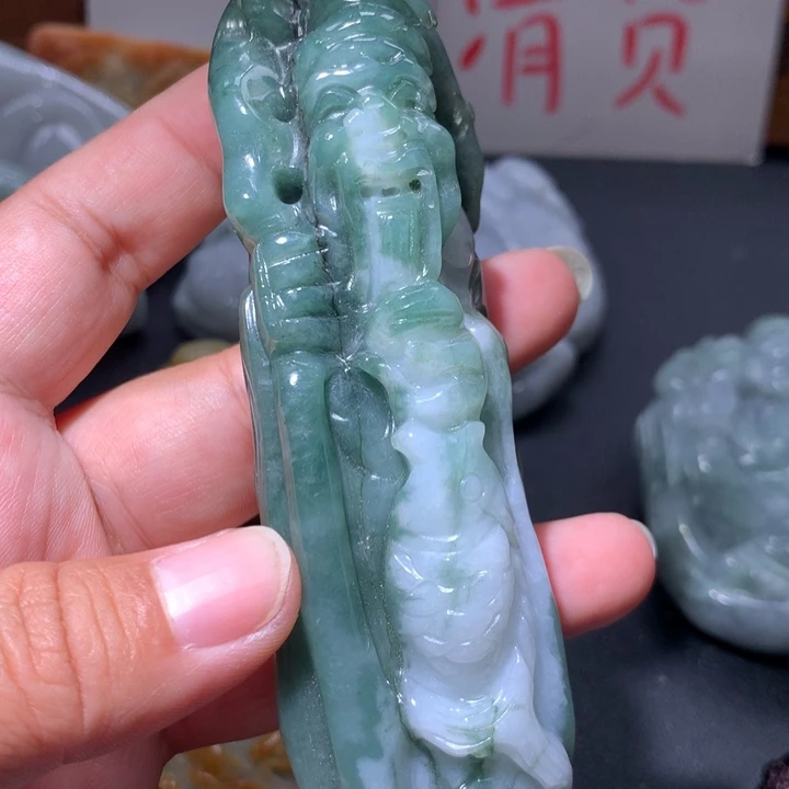 翡翠未镶嵌颈饰保真天然A货翡翠