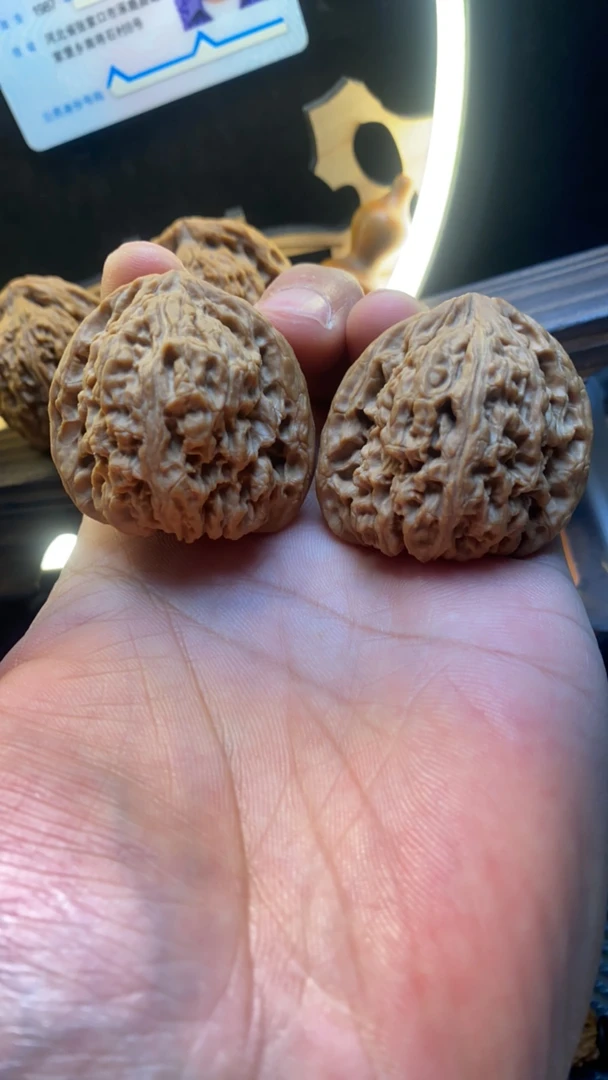 文玩核桃南将石42天残180号