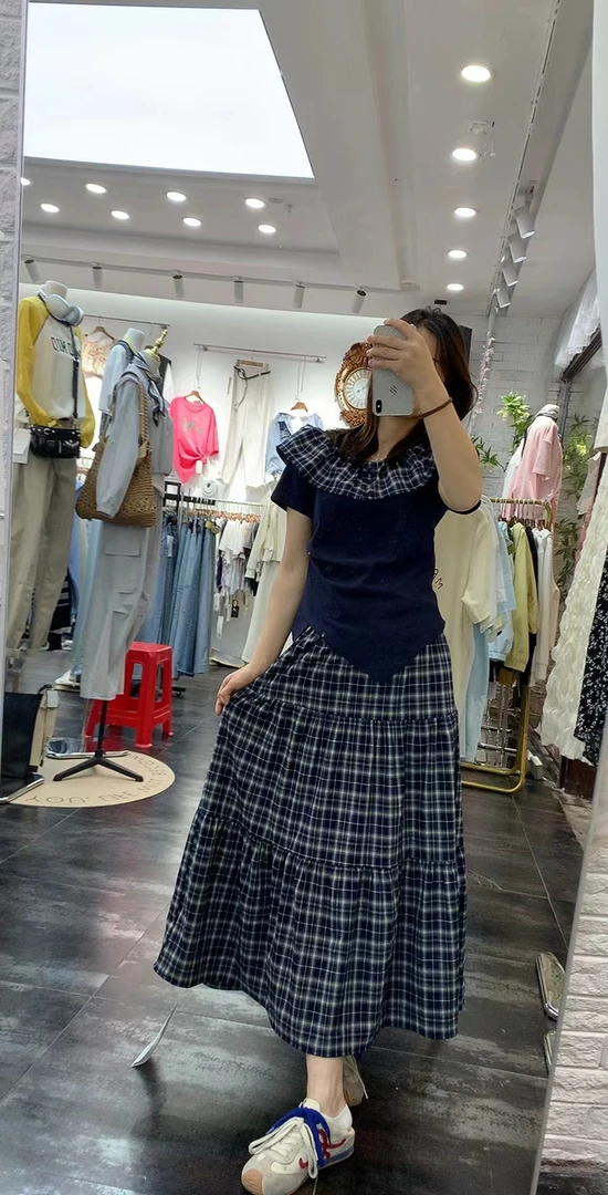 夏季新品学院风娃娃领修身显瘦个性短袖T袖衫蓬松半身格裙两件套
